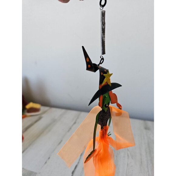 Spring witch pumpkin glitter Halloween metal decor sparkle ribbon dress ornament - Picture 3 of 7